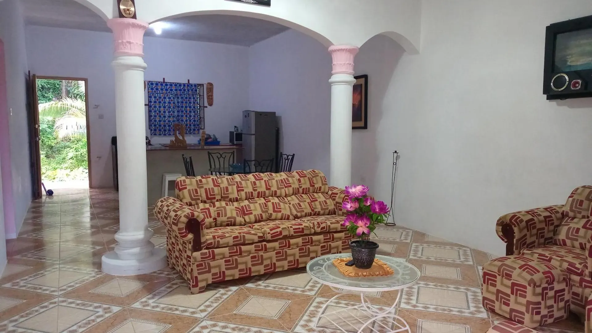 The Gibson'S Palace Saint Maryʼs 0*,  Jamaïque